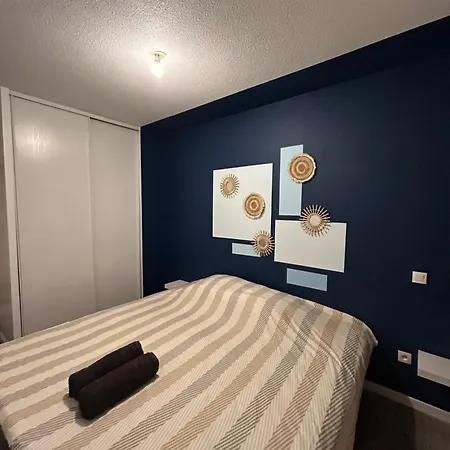 Cosy Centre Avec Lit King Size