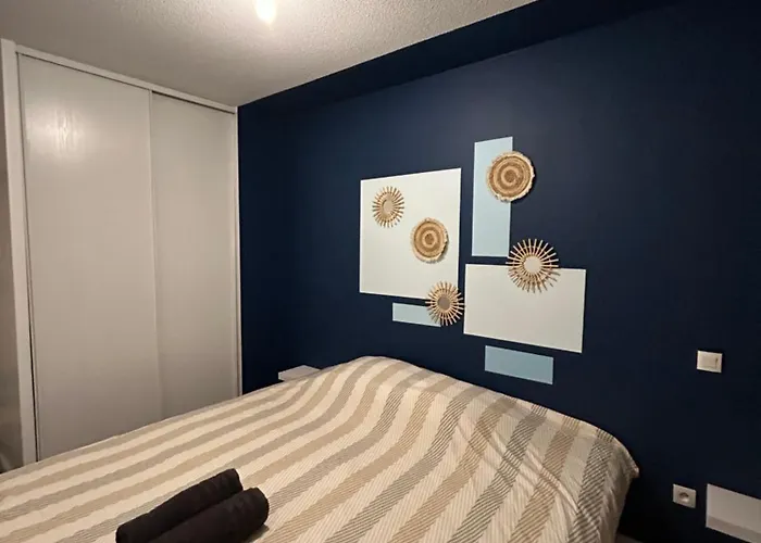 Cosy Centre Avec Lit King Size